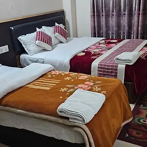 *** Otel Hotel Simara Nepal