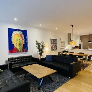https://apartmentincopenhagen-apartment-1555.copenhagenhotelselect.com